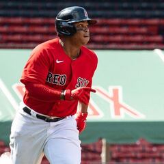 Rafael Devers signs with Red Sox, avoids arbitration
