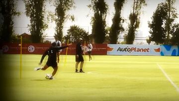 El golazo de Paredes en el entrenamiento del Cacique