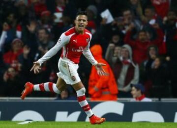 La celebración de Alexis Sánchez después de su segundo gol en esta edición de la Champions League.