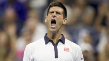 Novak Djokovic celebra su victoria ante Roberto Bautista
