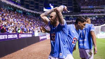 Carlos Rotondi celebrates his goal 1-1 of Cruz Azul during the 14th round match between Cruz Azul and Pumas UNAM as part of the Liga BBVA MX, Torneo Clausura 2025 at Cuauhtemoc Stadium, on April 05, 2025 in Puebla, Mexico.