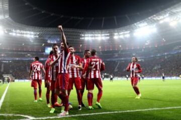 0-1. Saúl Ñíguez celebró el primer gol. 