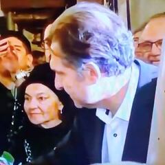 Aníbal Mosa protagonizó este incómodo momento en el funeral de Tommy Rey: ojo a la reacción de Luis Jara