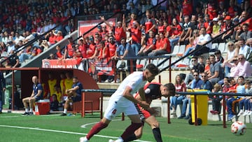 Lance del ¨²ltimo partido entre el Salerm y el Sevilla C