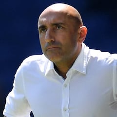 Abelardo: "El tema de mi futuro se aparca hasta el final de curso"