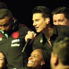 Pipe Bueno le canta a la Selección Colombia en su homenaje