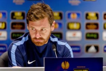 André Villas-Boas fue el primer técnico de James en Porto (2010/2011). Juntos levantaron la Liga, Copa y Supercopa de Portugal; también ganaron la UEFA Europa League.