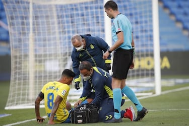 Maikel Mesa y Sergio Araujo rescatan a Las Palmas