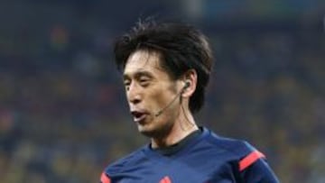 El árbitro japonés Nishimura.