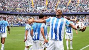 Baptista y su música ponen ritmo al Málaga