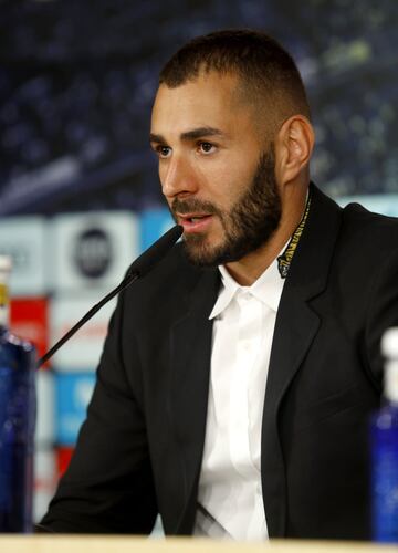 La presentación de la renovación de Benzema en imágenes