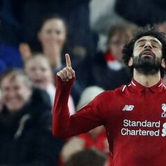 Salah y Alisson dan al Liverpool la clasificación y dejan al Nápoles fuera