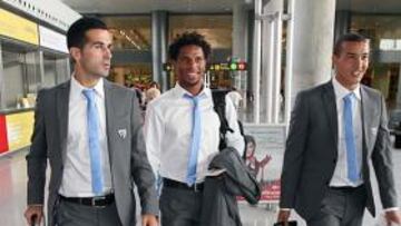 <b>Un trío que tiene ganas de volar muy alto</b> De izquierda a derecha, Fernando, Eliseu y Baha en el aeropuerto de Málaga. Los dos primeros jugarán y el tercero entró en la convocatoria y tiene opciones de disfrutar de algunos minutos dada la baja por lesión de Rondón. El portugués Eliseu regresa tras haber cumplido su partido de sanción y tratará de aportar velocidad. Su ausencia se notó en exceso en el partido ante el Real Madrid.