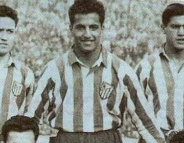 El futbolista canario vistió la rojiblanca desde su debut en 1946 hasta 1955, cuando puso rumbo al equipo de su tierra y donde jugó hasta su retirada en 1959.