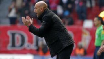 Abelardo Fernández.