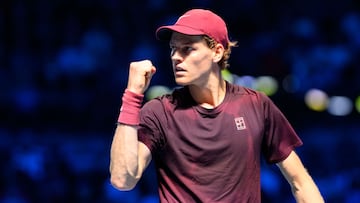 Cañonero Sinner: ¡sólo pierde cinco puntos con su saque!