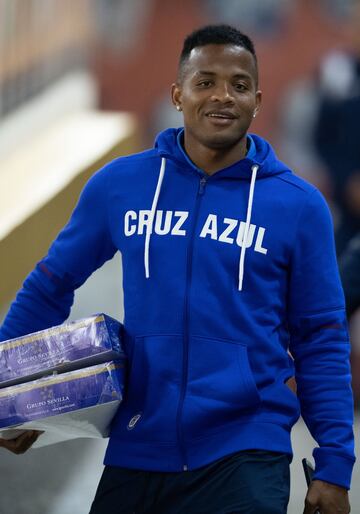 Jugadores de Cruz Azul que salieron por la puerta de atrás