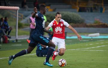 Morelo hizo su séptimo gol en la Libertadores. No alcanzó para vencer a Emelec.
