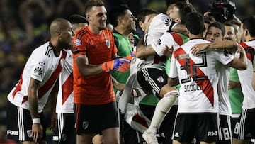 La prensa argentina calific&oacute; a los cinco colombianos que jugaron el supercl&aacute;sico entre Boca Juniros y River Plate. Juan Fernando Quintero fue el mejor.