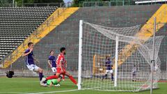 El delantero estadounidense marcó su primer gol con la camiseta del conjunto alemán en duelo de pretemporada.