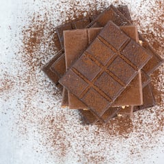 Una mujer tiene antojo de sus chocolates favoritos y emprende un viaje de 24 horas y de solo 150 euros