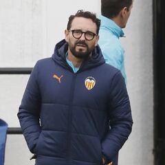 Cambios en el Valencia: Bordalás recibe la llamada del adiós