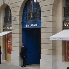 Asalto en París: tres ladrones atracan a mano armada la joyería Bulgari de la Place Vendôme