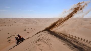 Pablo Quintanilla durante la quinta etapa entre Al Hofuf y Shubaytah.