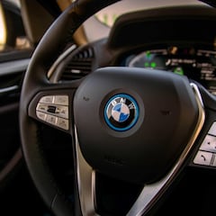 Lujo y exclusividad sobre ruedas: estas son las marcas y modelos de autos más buscados en Chile