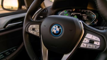 Lujo y exclusividad sobre ruedas: estas son las marcas y modelos de autos más buscados en Chile