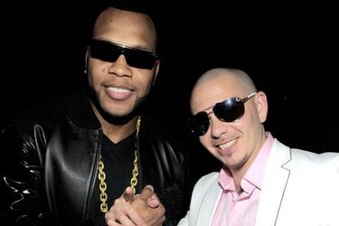 Flo Rida y Pitbull rinden homenaje a los traseros femeninos