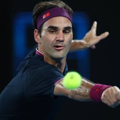 Federer se opera de su rodilla derecha y no irá a Roland Garros