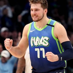 LeBron adelanta a Doncic en el voto popular para el All Star