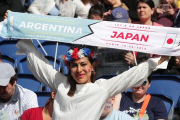 Japón empató sin goles ante Argentina y Canadá logró la victoria por la mínima diferencia ante Camerún.