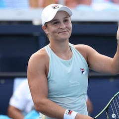 Barty bate a Svitolina y se verá con Andreescu en la final
