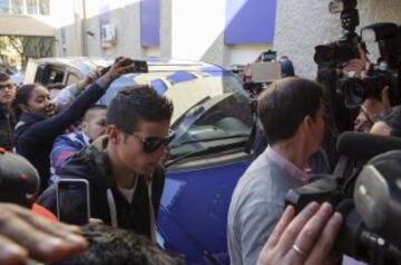 James Rodríguez , a la llegada al Hospital Quirón Murcia.