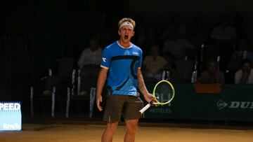 Davidovich celebra su remontada ante Munar en Sevilla.