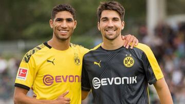 Achraf y Relu, en el Borussia Dortmund.