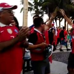 El animado banderazo que realiza la Marea Roja en Río