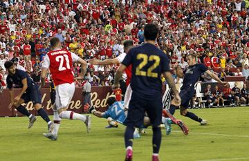 Real Madrid 1-2 Arsenal | Siguió una jugada de Asensio y recogió el balón rechazado para mandarlo al fondo de la red. 