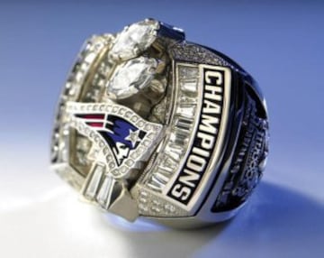 New England Patriots 32 - 29 Carolina Panthers
1 de febrero de 2004
MVP: Tom Brady