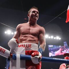 Canelo despeja dudas: aplasta a Smith para ser el número uno