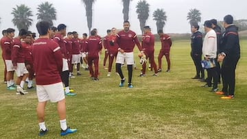 As¨ª entrena Universitario bajo el mando de Nicol¨¢s C¨®rdova