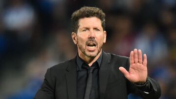 Simeone en el partido ante la Real Sociedad. 