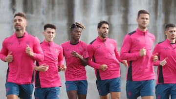 Valverde recupera a Nico Williams y Paredes