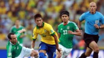 Neymar lideró a Brasil frente a México con un gol y una asistencia.