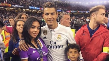 Cristiano y Georgina en Cardiff despu&eacute;s de que el Real Madrid ganara la final de la Champions League a la Juventus