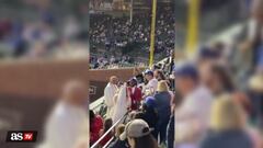 The Chicago Cubs may have lost to the Arizona Diamondbacks, but this couple won after exchanging vows in the bleachers during the third inning.