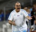 Bielsa sorprende y renuncia al Marsella tras caer en el debut