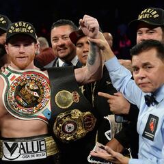 Canelo busca ser recordado como el mejor de la historia